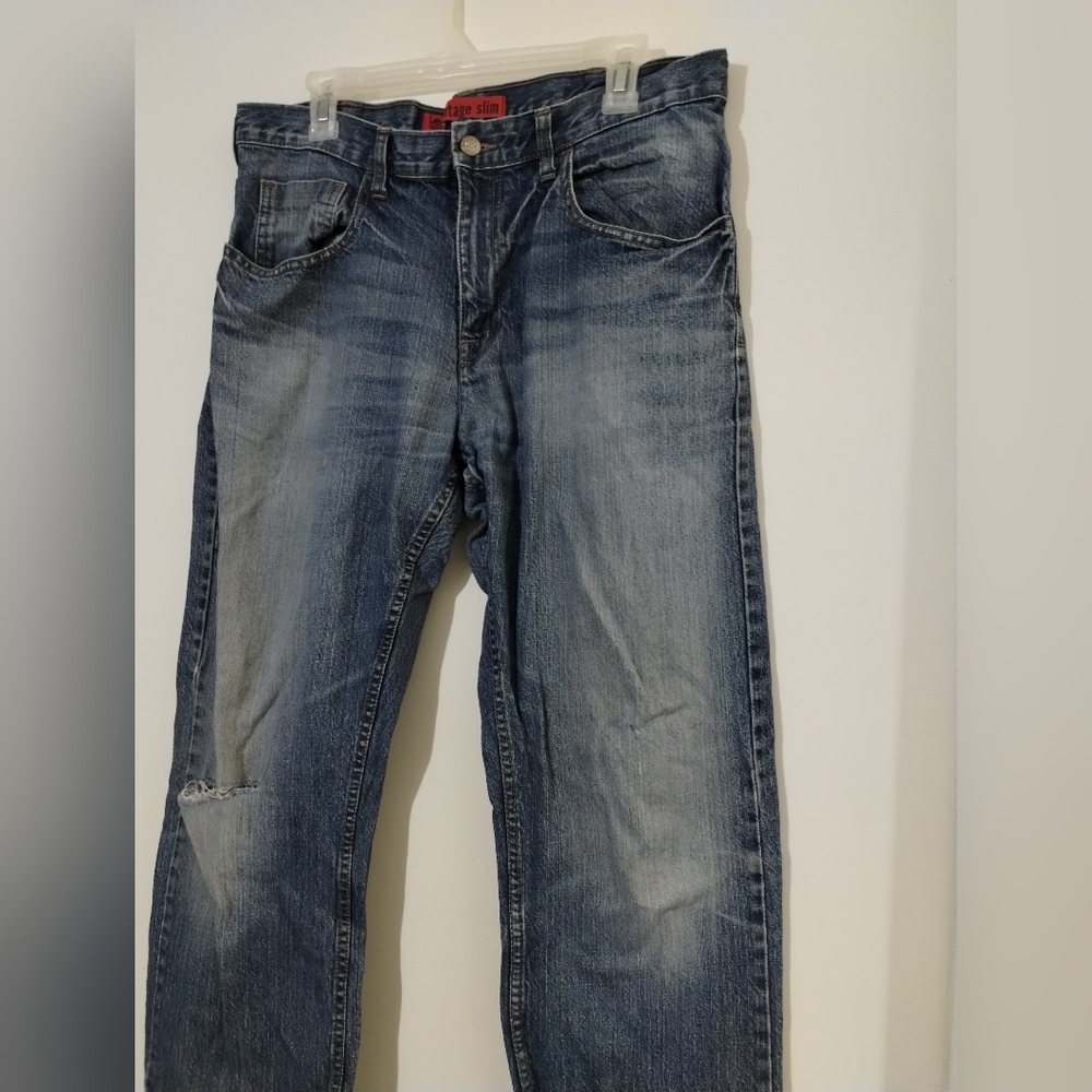 Lee Relaxed Fit Faded Blue Jeans